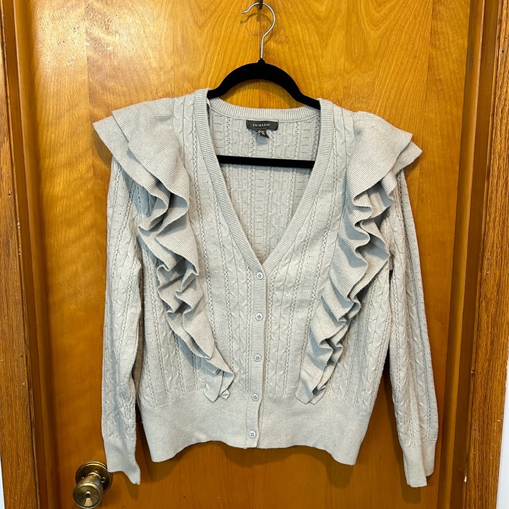 Women’s Primark cable knit sweater
